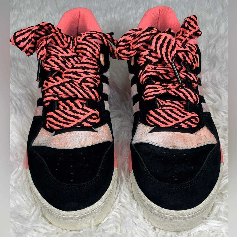 Adidas | Anthony Edwards Rivalry Low x - Picture 11 of 11